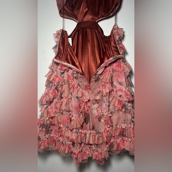 Mac Duggal Barbie Pink Floral Ruffled Cutout Dainty Halter Mini Dress Size 6 - Picture 15 of 16